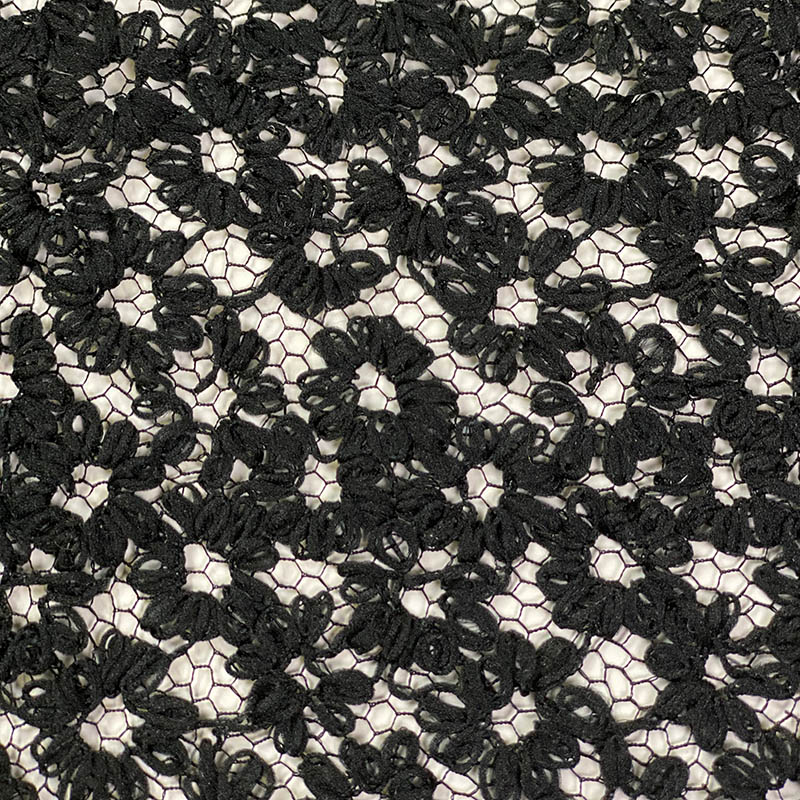 PIZZO RICAMATO AL METRO H.120 CM